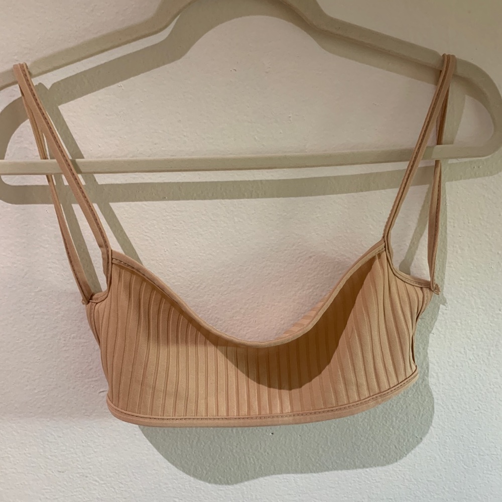 Backless top